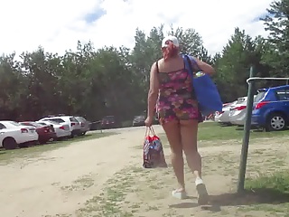 ass cheek in public