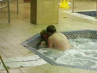 Couple fucking in hotel hot tub - Part 2