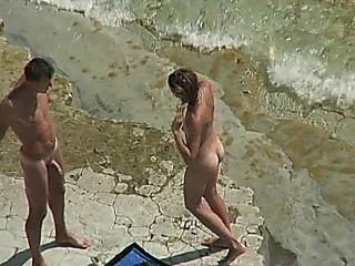 Amateur couple - public sex on the beach